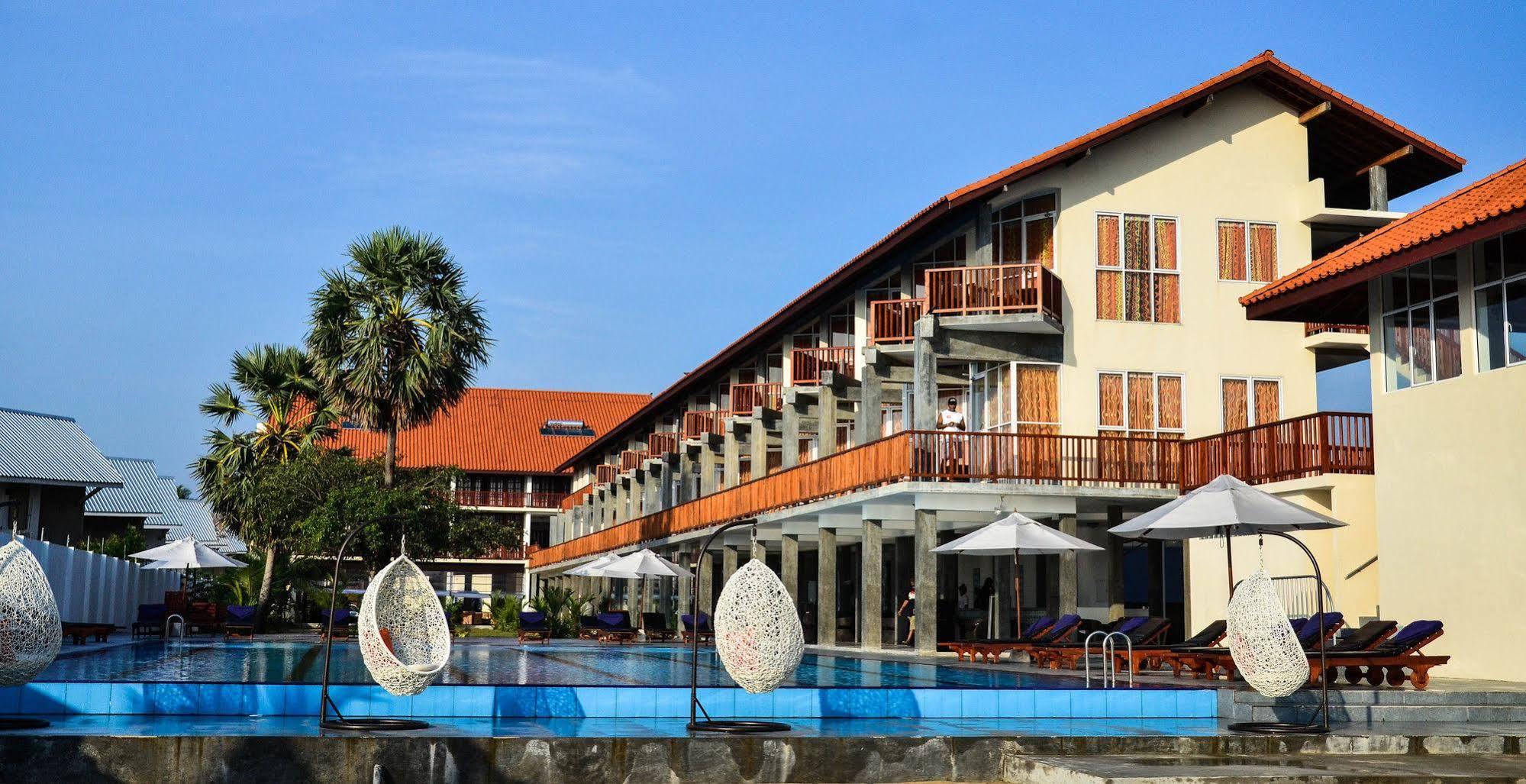 Marina Beach Passikudah Luaran gambar